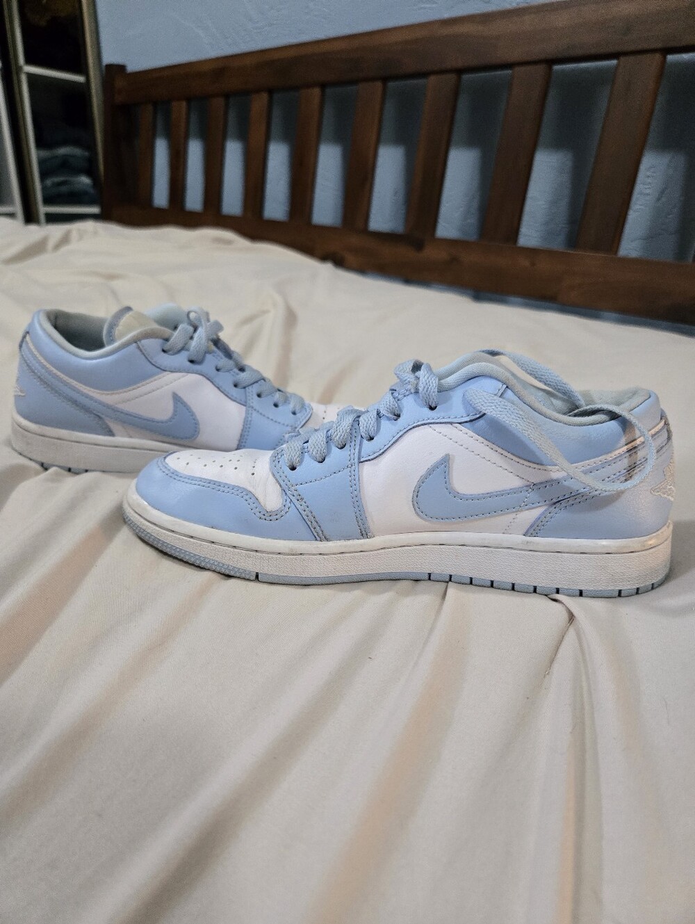 Jordan Low Top Sneakers - Light Blue & White - Picture 2 of 4